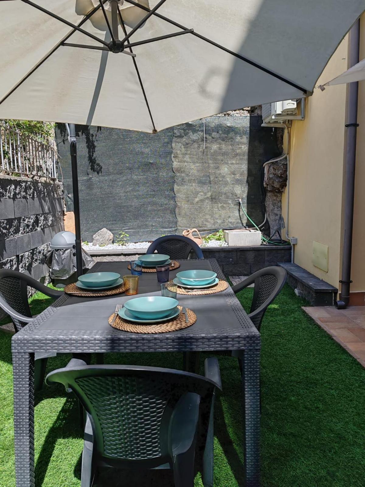 Etna Garden House: Oasis In The Heart Of Catania Villa Eksteriør billede